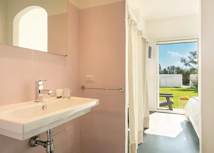 Pensionat Sardegna E - 3*