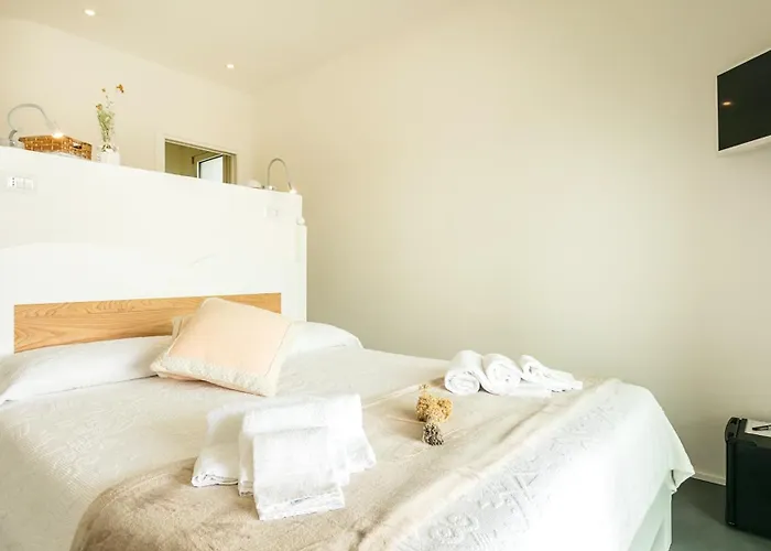 Pensionat Sardegna E - 3*